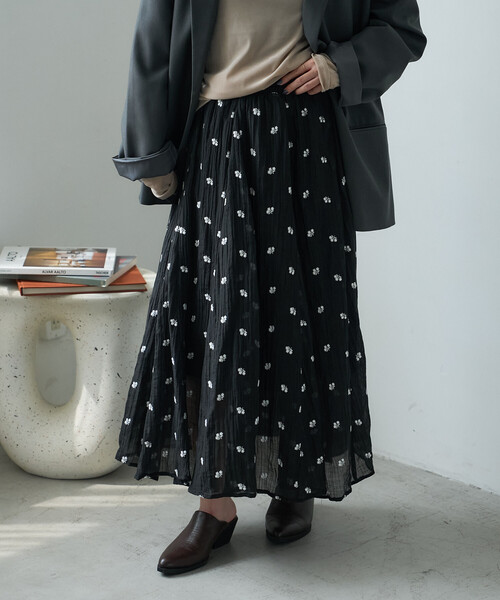 FREAK'S STORE(フリークスストア)の「花刺繍スカート(スカート・レディース・オフホワイト/ブラウン/ブラック・フリ-)」の12枚目の写真