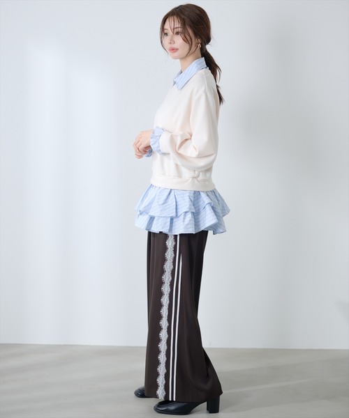 AND COUTURE(アンドクチュール)の「シャツレイヤードプルオーバー(Tシャツ/カットソー・レディース・アイボリー/ブルー/ネイビー・FREE)」の10枚目の写真