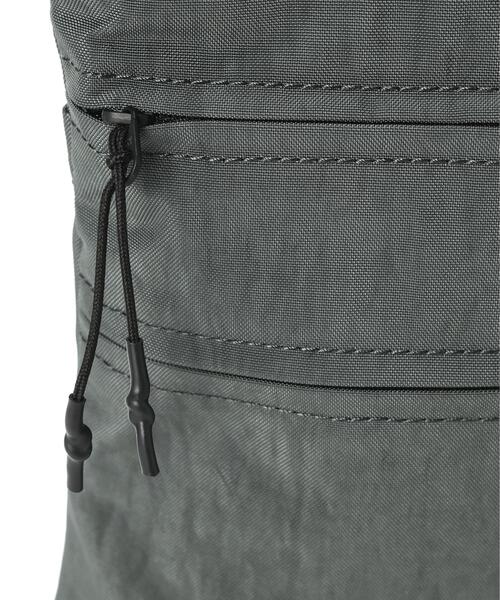 +phenix(プラスフェニックス)の「+phenix/プラスフェニックス/UTILITY SACOCHE(ボディバッグ/ウエストポーチ・メンズ・ブラック/グレー・F)」の9枚目の写真