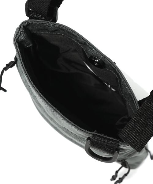 +phenix(プラスフェニックス)の「+phenix/プラスフェニックス/UTILITY SACOCHE(ボディバッグ/ウエストポーチ・メンズ・ブラック/グレー・F)」の15枚目の写真