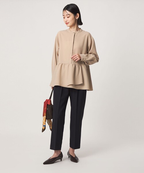 green label relaxing(グリーンレーベルリラクシング)の「ツイル ペプラム ブラウス マシンウォッシャブル ストレッチ(シャツ/ブラウス・レディース・ネイビー/ブラウン/ベージュ・FREE)」の6枚目の写真