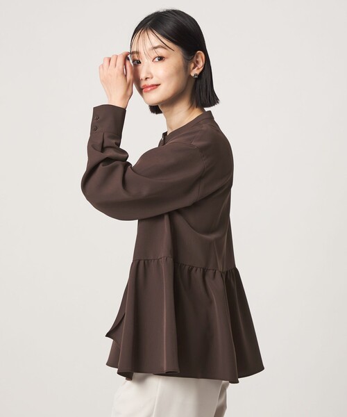green label relaxing(グリーンレーベルリラクシング)の「ツイル ペプラム ブラウス マシンウォッシャブル ストレッチ(シャツ/ブラウス・レディース・ネイビー/ブラウン/ベージュ・FREE)」の9枚目の写真