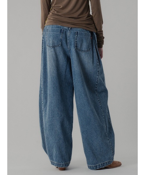 ELCHELE(エルチェレ)の「LOW WAIST EXL DENIM(デニムパンツ・レディース・インディゴブルー・26inch/25inch/24inch)」の14枚目の写真