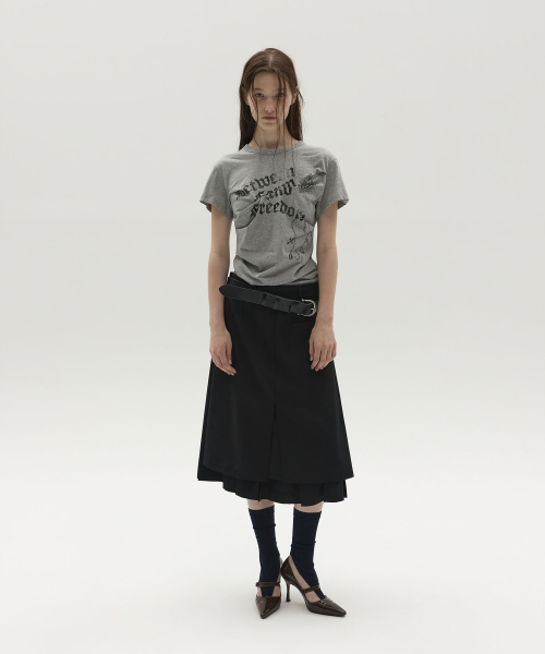LCDC TM(エルシーディーシーティーエム)の「DART-DETAIL GRAPHIC TEE (MELANGE GREY)(Tシャツ/カットソー・レディース・その他・SMALL/MEDIUM)」の1枚目の写真