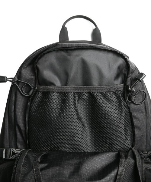 NOIAGO(ノイアゴ)の「◇NOIAGO◇ブランド直輸入正規品/ナイロン製デイリーバックパック nylon daily backbpack(バックパック/リュック・レディース・ブラック/ライトグレー・FREE)」の14枚目の写真