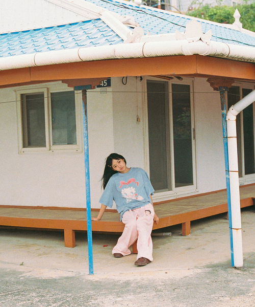 RONRON（ロンロン）の「BETTY BOOP PIGMENT RIBBON OVER FIT T SHIRT SOFT BLUE（Tシャツ/カットソー・レディース・その他・FREE）」の3枚目の写真