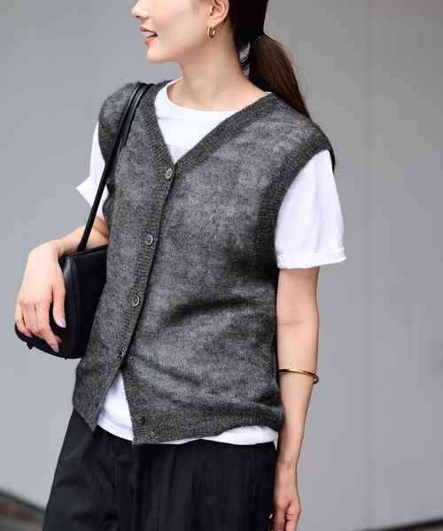 FRAMeWORK(フレームワーク)の「アルパカMIXシアー2WAY VEST(ニット/セーター・レディース・ブラウン/チャコールグレー/ベージュ・FREE)」の1枚目の写真
