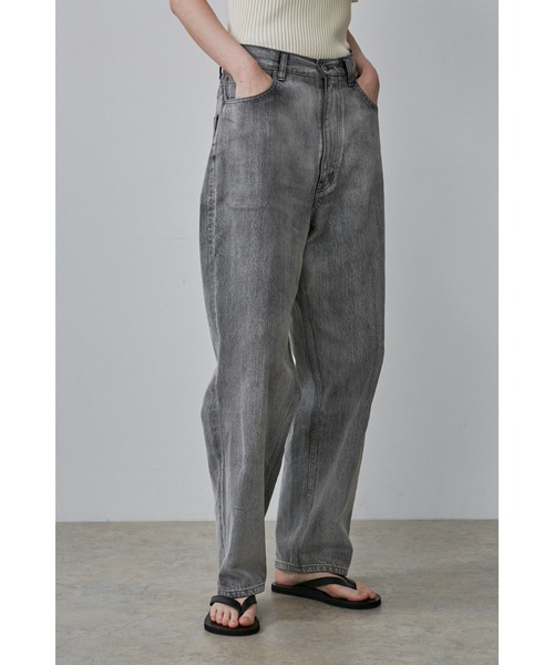 YLEVE(イレーヴ)の「YLEVE / 13.5oz DENIM BAGGY FADE(デニムパンツ・レディース・ブラック・0)」の4枚目の写真