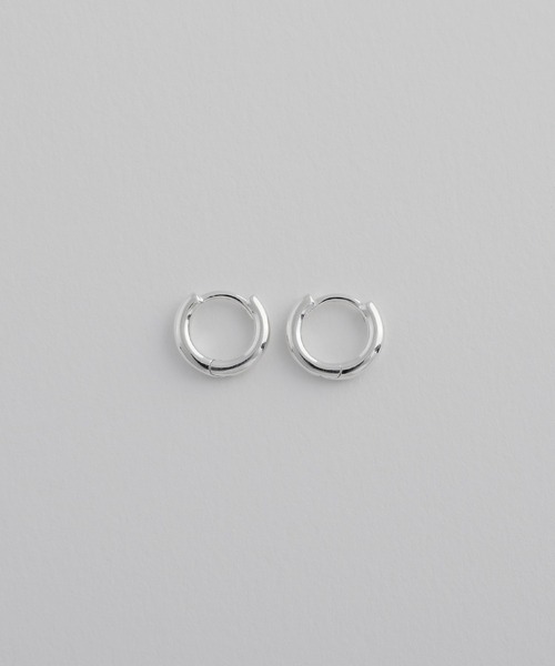 whoseA(フーシー)の「【silver925】Circle Hoop Pierce 10mm / サークルフープピアス10mm(ピアス(両耳用)・メンズ・シルバー/ゴールド・FREE)」の11枚目の写真