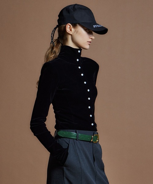 MAISON SPECIAL(メゾンスペシャル)の「【26WINTER PRE-ORDER】2WAY Velour Top/2WAYベロアTOP(Tシャツ/カットソー・レディース・ホワイト/ブラック/ブラウン/グレー/ライム・FREE)」の7枚目の写真