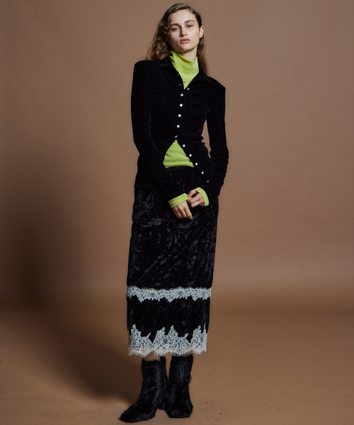MAISON SPECIAL(メゾンスペシャル)の「【26WINTER PRE-ORDER】2WAY Velour Top/2WAYベロアTOP(Tシャツ/カットソー・レディース・ホワイト/ブラック/ブラウン/グレー/ライム・FREE)」の15枚目の写真
