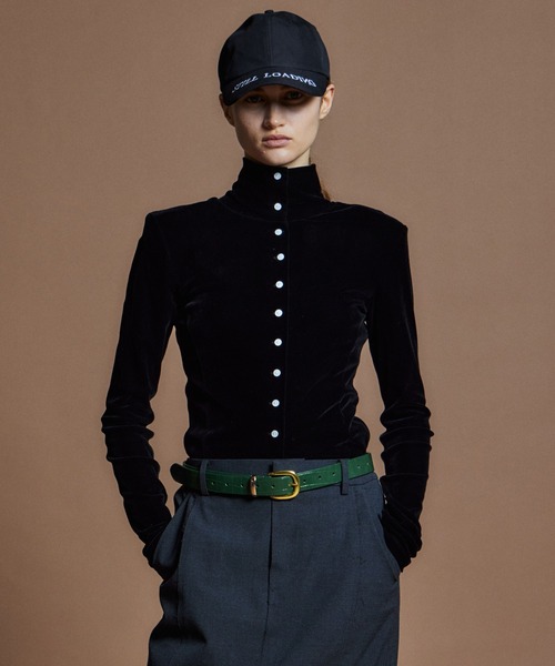 MAISON SPECIAL(メゾンスペシャル)の「【26WINTER PRE-ORDER】2WAY Velour Top/2WAYベロアTOP(Tシャツ/カットソー・レディース・ホワイト/ブラック/ブラウン/グレー/ライム・FREE)」の19枚目の写真