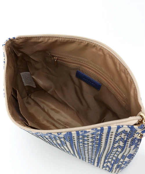 Discoat Parisien（ディスコートパリシアン）の「スタッツ柄クラッチ（クラッチバッグ・レディース・イエロー/ブラック・ﾌﾘ-）」の3枚目の写真