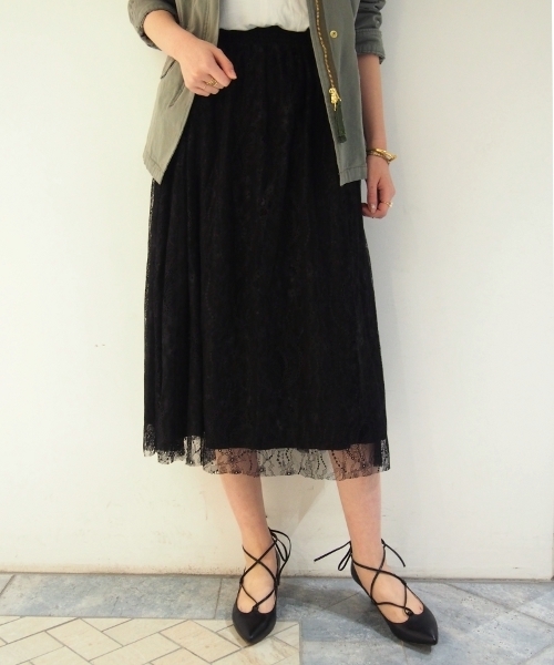 Spick & Span(スピックアンドスパン)の「レース*レーヨンテンジク リバーシブルスカート◆(スカート・レディース・オフホワイト/ブラック/カーキ・36/38)」の3枚目の写真