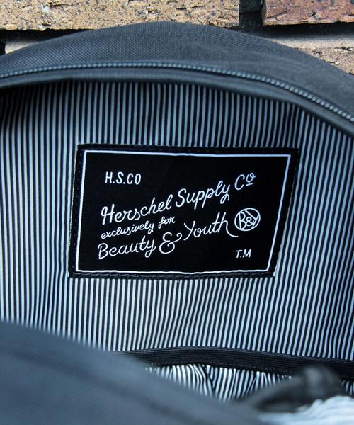 Herschel Supply（ハーシェルサプライ）の「【別注】＜Herschel＞∴Aspect Settlement バックパック◆（バックパック/リュック・レディース・ブラック/オリーブ・FREE）」の3枚目の写真