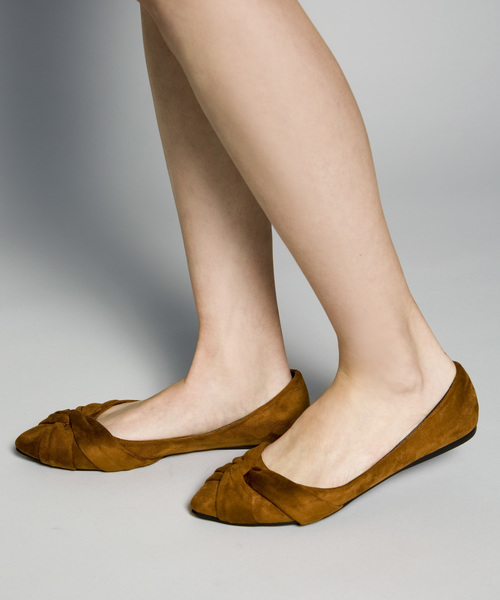 PLAIN CLOTHING(プレーンクロージング)の「フラットパンプス【SELECTED FOR PLAIN CLOTHING】(パンプス・レディース・カーキ/ブラック/バーガンディー/ライトグレー/ネイビー/ダークグレー/キャメル・38/36/40/35/37/39)」の22枚目の写真