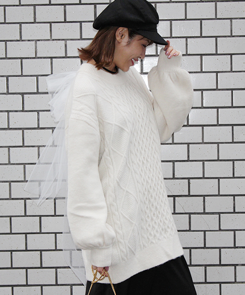 MICOAMERI（ミコアメリ）の「ビッグシルエットバックチュールリボンニット（ニット/セーター・レディース・ブラック/ホワイト/ピンク/グレー・FREE）」の19枚目の写真