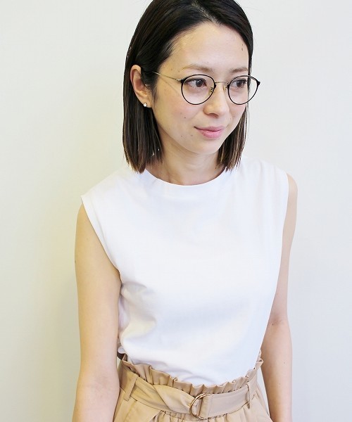 ottilie(オティーリエ)の「ノースリーブTシャツ(Tシャツ/カットソー・レディース・ホワイト/グレー/ブラック/アイボリー・FREE)」の2枚目の写真