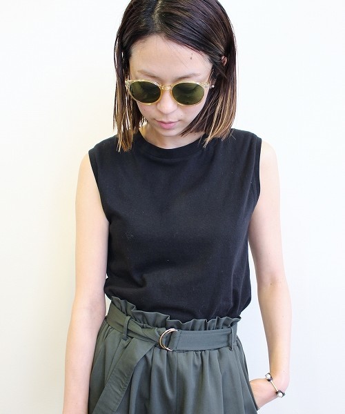 ottilie(オティーリエ)の「ノースリーブTシャツ(Tシャツ/カットソー・レディース・ホワイト/グレー/ブラック/アイボリー・FREE)」の3枚目の写真