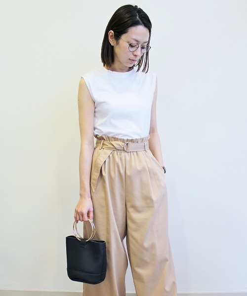 ottilie(オティーリエ)の「ノースリーブTシャツ(Tシャツ/カットソー・レディース・ホワイト/グレー/ブラック/アイボリー・FREE)」の14枚目の写真