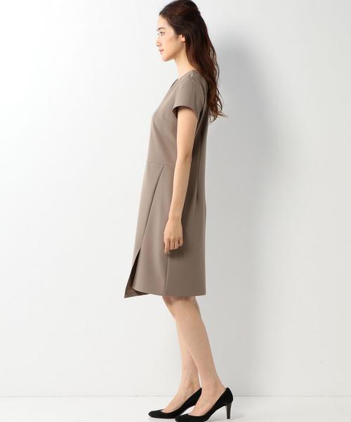 THE STATION STORE(ザ ステーション ストア)の「<closet story> □ダブルVネック タック SSL ワンピース(ワンピース・レディース・ベージュ/ロイヤルブルー・FREE)」の5枚目の写真