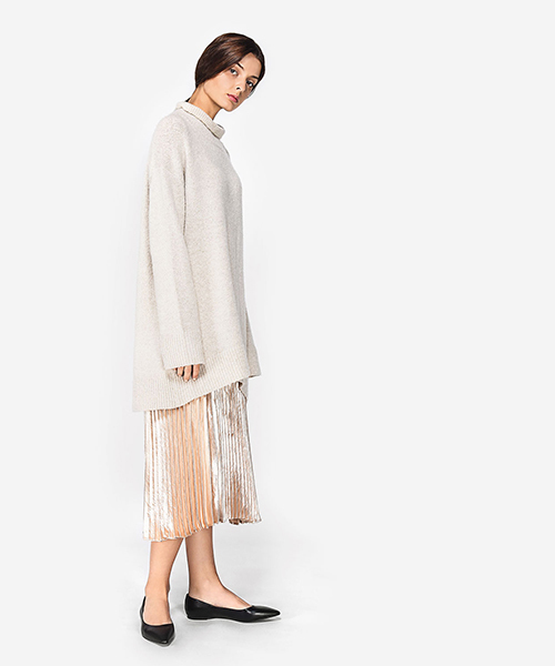 CHARLES & KEITH(チャールズ & キース)の「ポインテッドバレリーナパンプス / POINTED BALLERINA PUMPS(バレエシューズ・レディース・ネイビー/ブラック/シルバー・23.5cm/23cm/24.5cm)」の15枚目の写真