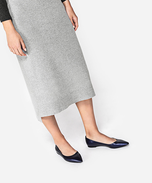 CHARLES & KEITH(チャールズ & キース)の「ポインテッドバレリーナパンプス / POINTED BALLERINA PUMPS(バレエシューズ・レディース・ネイビー/ブラック/シルバー・23.5cm/23cm/24.5cm)」の9枚目の写真