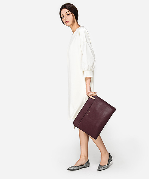 CHARLES & KEITH(チャールズ & キース)の「ポインテッドバレリーナパンプス / POINTED BALLERINA PUMPS(バレエシューズ・レディース・ネイビー/ブラック/シルバー・23.5cm/23cm/24.5cm)」の5枚目の写真