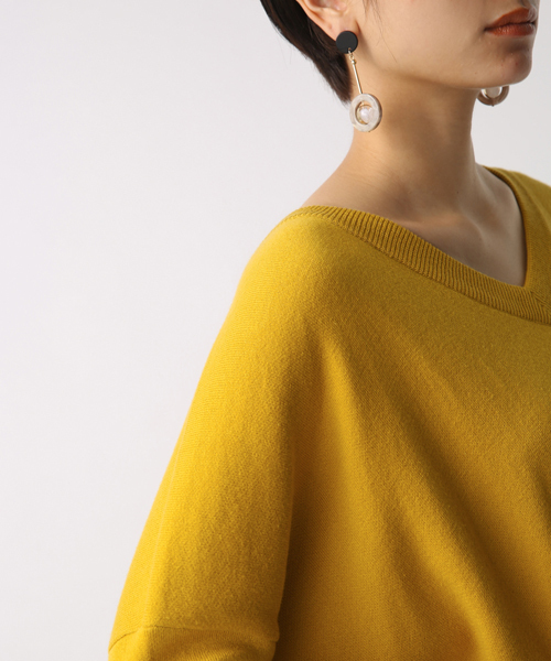 AZUL by moussy（アズールバイマウジー）の「スウェッタBIG BODYチュニックKNIT PO（ニット/セーター・レディース・イエロー系その他/ブラック/トップグレー/ネイビー・MEDIUM/SMALL）」の6枚目の写真