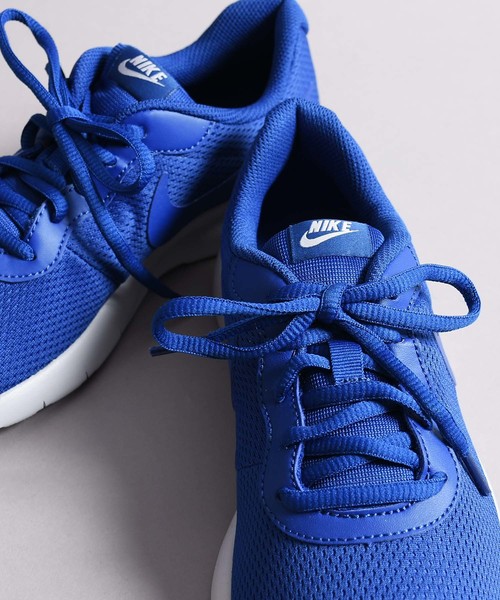 NIKE（ナイキ）の「【NIKE】軽量×メッシュ×クッション効果で快適な履き心地♪ナイキタンジュンGS（スニーカー・レディース・ホワイト/ブラック/グレー/ブルー・25/24/24.5/22.5/23/23.5）」の4枚目の写真