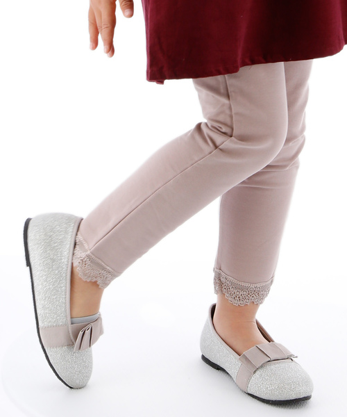 Catherine Cottage（キャサリンコテージ）の「裾レースストレッチレギンス（レギンス/スパッツ・キッズ・ピンク系その他2/グレー系その他4/グリーン系その他2/ブルー系その他3/ベージュ系その他3/ネイビー/レッド系その他2/グリーン系その他4/グリーン系その他3/グレー系その他3/グレー/パープル/ブラウン系その他2/ブルー系その他2/イエロー系その他2/ピンク/ブラック/イエロー系その他3/ライラック/パープル系その他6・90/100/120/140/130/110）」の7枚目の写真