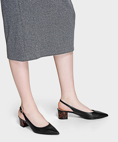 CHARLES & KEITH(チャールズ & キース)の「ポインテッドスリングバックヒール/POINTED SLINGBACK HEELS(パンプス・レディース・ブラック/シルバー/レッド・25cm/22.5cm/23.5cm/24.5cm/23cm)」の4枚目の写真