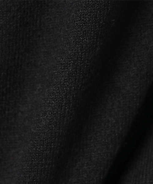 cepo（セポ）の「ウォッシャブルタートルニット（ニット/セーター・レディース・ブラック/レッド/オフホワイト/キャメル・M）」の6枚目の写真