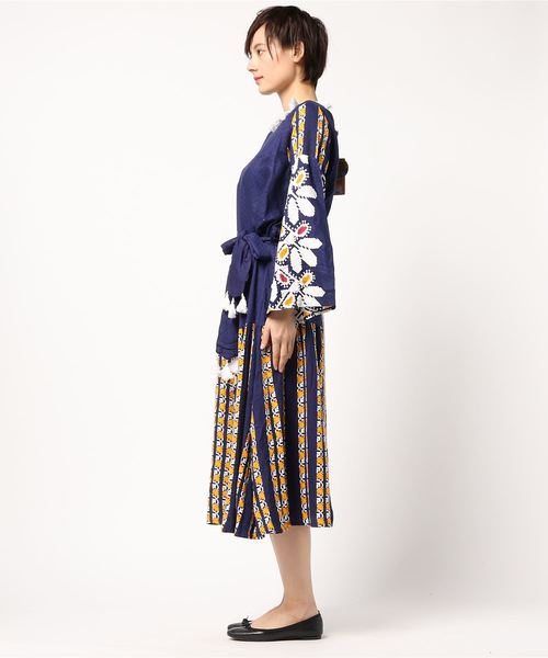 チャイハネ（チャイハネ）の「【チャイハネ】チロリアンプリントワンピース（ワンピース・レディース・ブルー/レッド/ホワイト/イエロー・FREE）」の8枚目の写真