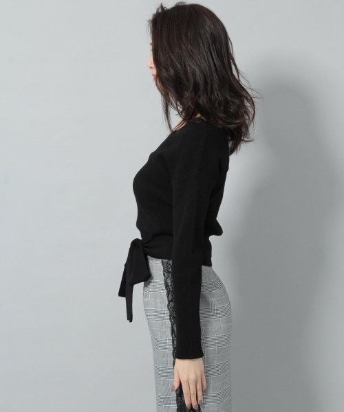 Andemiu（アンデミュウ）の「スカラップリボンベルトニット778546（ニット/セーター・レディース・ネイビー/ブラック/ピンク/オフホワイト/マスタード・FREE）」の16枚目の写真