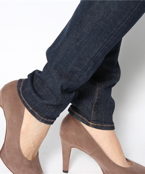 ROSE BUD（ローズバッド）の「(J BRAND)8112C032 DKV MIDRISE STOVEPIPE LEG（デニムパンツ・レディース・ダークインディゴブルー・22/23/24/25/26/27/28/29）」の6枚目の写真