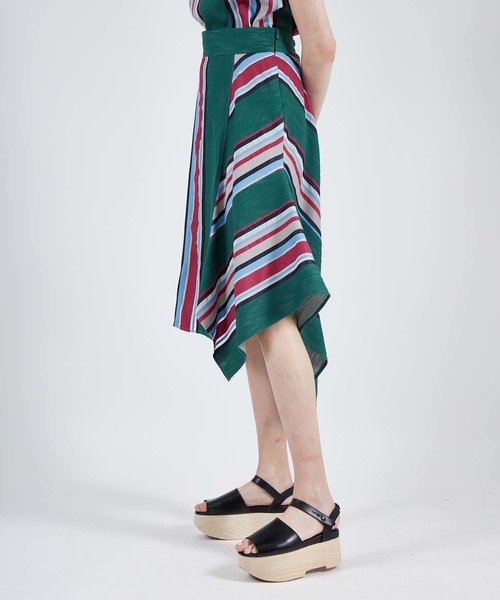 UNITED TOKYO（ユナイテッドトウキョウ）の「マルチストライプスカート（スカート・レディース・ピンク/マスタード・1）」の8枚目の写真