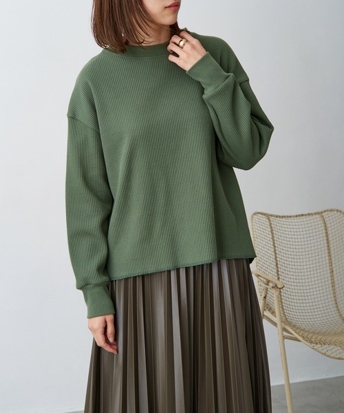 Chaco closet（チャコ クローゼット）の「オーバーサイズサーマルクルーネックプルオーバー（Tシャツ/カットソー・レディース・ブラック/オフホワイト/杢グレー/ベージュ/オリーブ/モカ・FREE）」の6枚目の写真