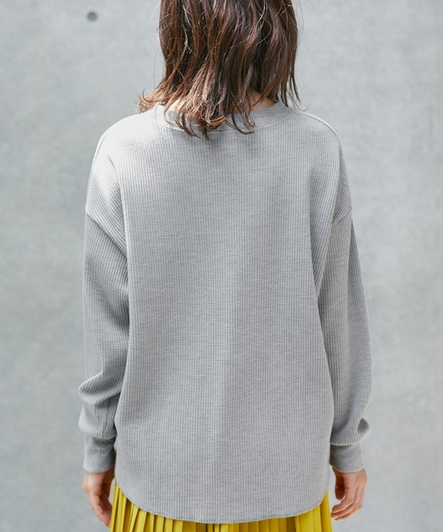 Chaco closet（チャコ クローゼット）の「オーバーサイズサーマルクルーネックプルオーバー（Tシャツ/カットソー・レディース・ブラック/オフホワイト/杢グレー/ベージュ/オリーブ/モカ・FREE）」の13枚目の写真