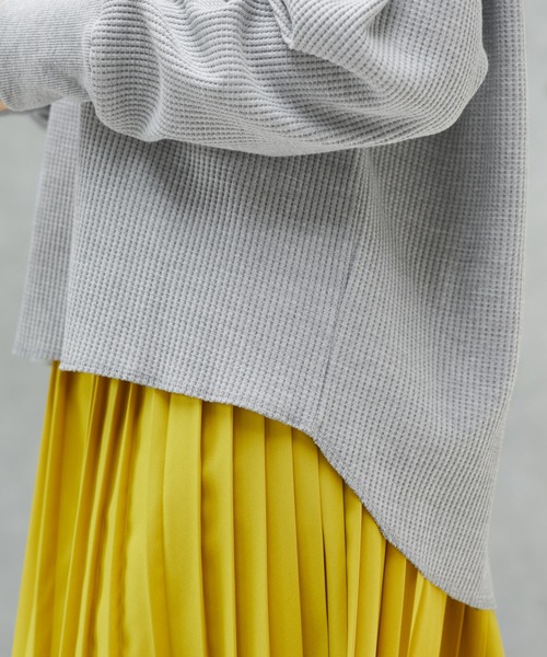 Chaco closet（チャコ クローゼット）の「オーバーサイズサーマルクルーネックプルオーバー（Tシャツ/カットソー・レディース・ブラック/オフホワイト/杢グレー/ベージュ/オリーブ/モカ・FREE）」の9枚目の写真