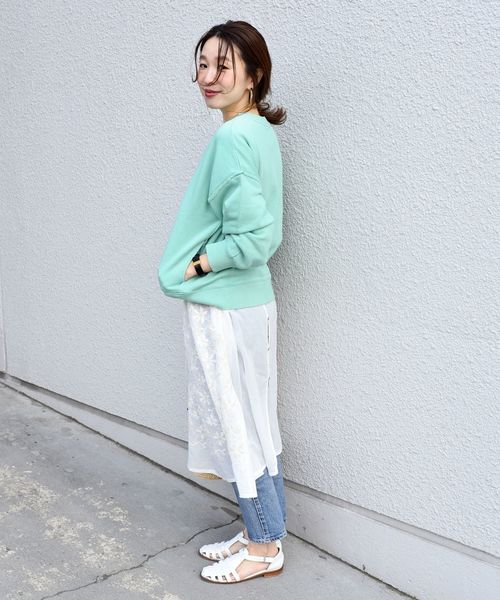 SHIPS（シップス）の「81BRANCA スウェットプルオーバー◇（スウェット・レディース・ネイビー/オフホワイト/ライトグリーン・ONE SIZE）」の4枚目の写真