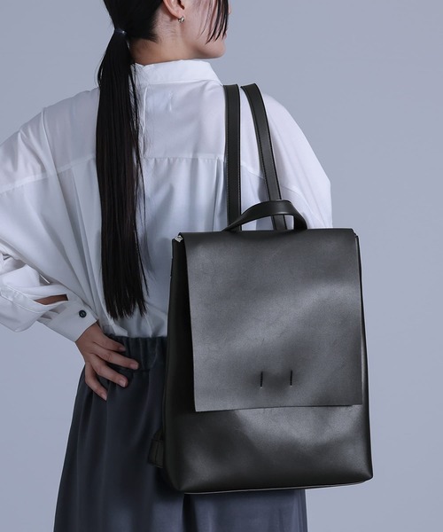 kOhAKU（コハク）の「『シンプルカブセリュック』（バックパック/リュック・メンズ・ブラック/スモークグレー・FREE）」の20枚目の写真