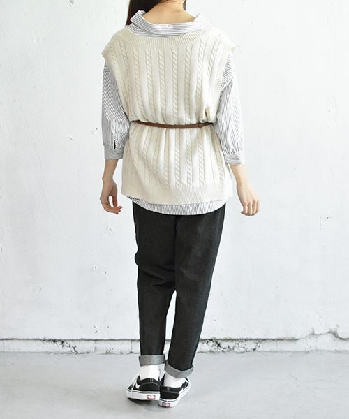 PairPair（ペアペア）の「リブ編み定番ニットベスト（ベスト・レディース・ブラック/アイボリー・FREE）」の16枚目の写真