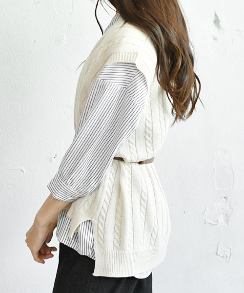 PairPair（ペアペア）の「リブ編み定番ニットベスト（ベスト・レディース・ブラック/アイボリー・FREE）」の12枚目の写真