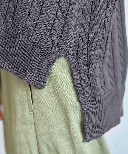 PairPair（ペアペア）の「リブ編み定番ニットベスト（ベスト・レディース・ブラック/アイボリー・FREE）」の11枚目の写真