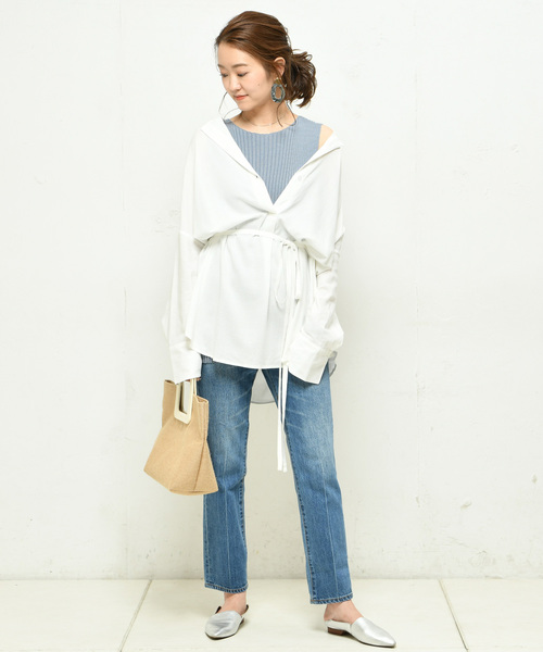 DouDou（ドゥドゥ）の「ウエストベルトシャツ（シャツ/ブラウス・レディース・ホワイト/ダークブラウン/ベージュ/ピンク/ブラック・FREE）」の20枚目の写真