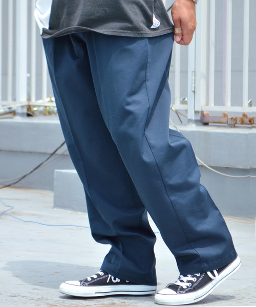 Dickies（ディッキーズ）の「Dickies/ ディッキーズ TCツイルタック入り リラックスパンツ（その他パンツ・メンズ・ブラック/ベージュ/ネイビー/グレー・32/34/30）」の4枚目の写真