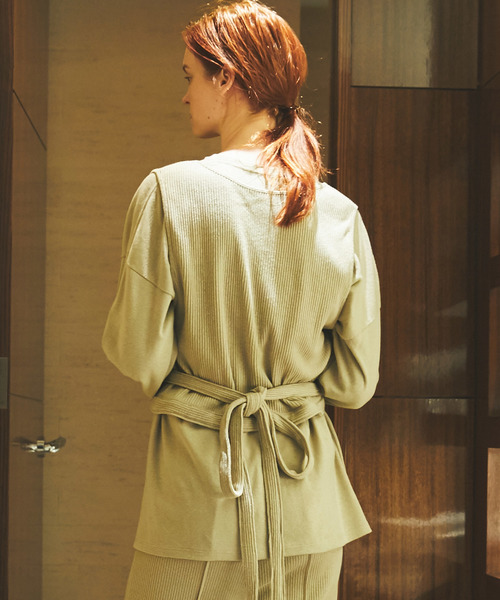 MAISON SPECIAL(メゾンスペシャル)の「◎GINGER 2月号,VERY 10月号掲載:オールドコットンレイヤードトップス【MAISON SPECIAL/メゾンスペシャル】■セットアップ対応■(Tシャツ/カットソー・レディース・ベージュ/キナリ/ブラック・FREE)」の6枚目の写真