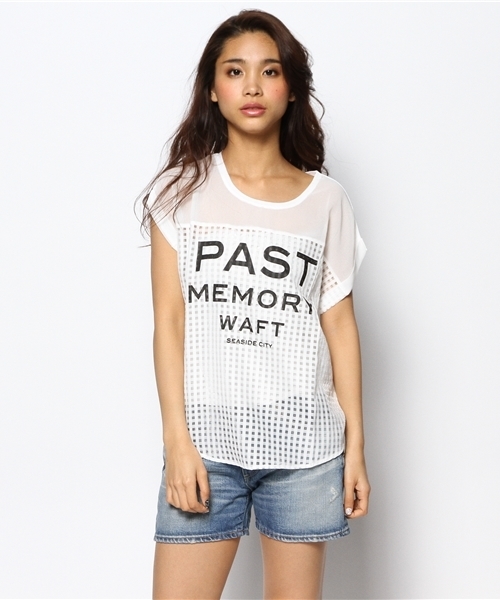 one after another NICE CLAUP（ワンアフターアナザーナイスクラップ）の「【ナイスクラップ】異素材ﾛｺﾞﾌﾟﾙｵｰﾊﾞｰ（Tシャツ/カットソー・レディース・ネイビー/オフホワイト・FREE）」の3枚目の写真