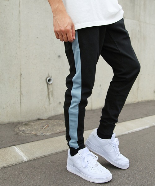 ZIP FIVE（ジップファイブ）の「【ZIP FIVE】ストレッチジョガーラインジャージパンツ（その他パンツ・レディース・ブラック/ネイビー/グレー/カーキ/ブラック×ホワイト/ブラック×ブラック/ブラック×グリーン/チャコール/ブラック×ブルー/ブラック系・SMALL/MEDIUM/LARGE/X-LARGE）」の4枚目の写真